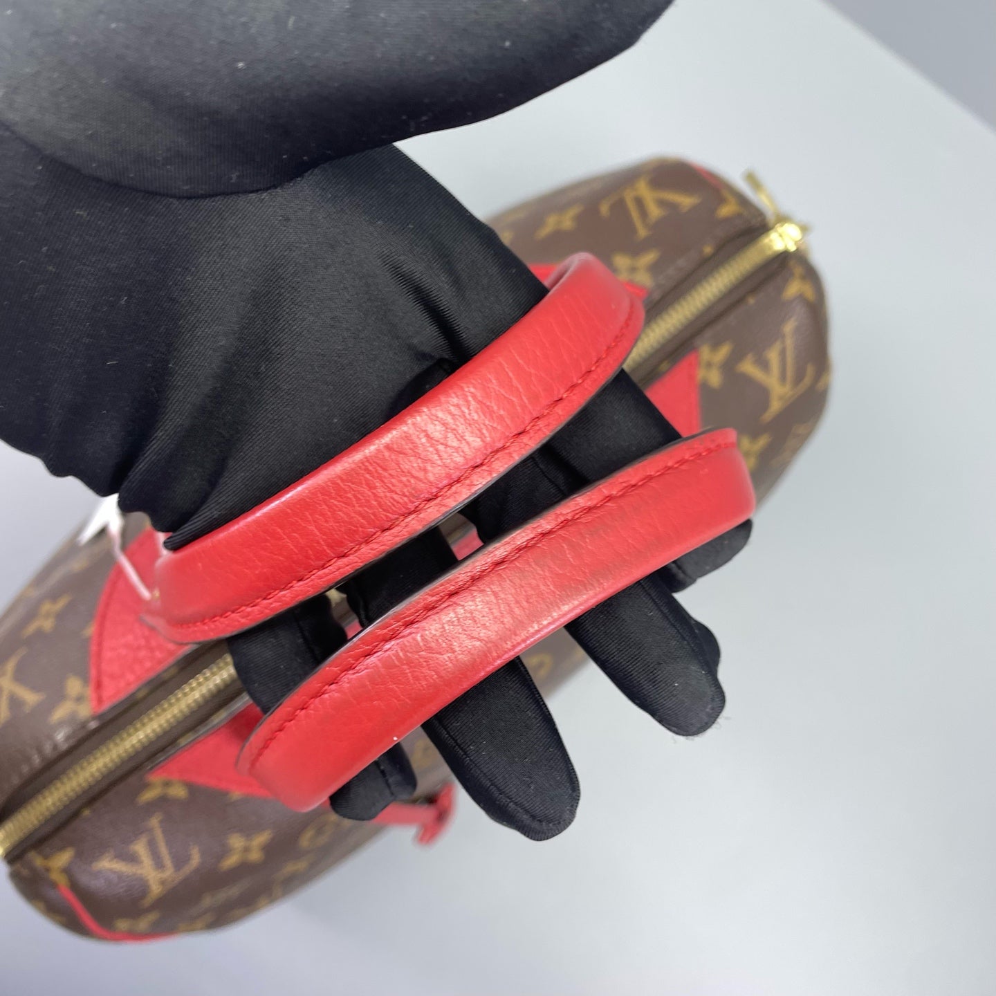 Louis Vuitton - Monogram with Red Trim Bowling Bag - Monogram coated canvas with grained leather trim - Brown and Red - (Medium)
