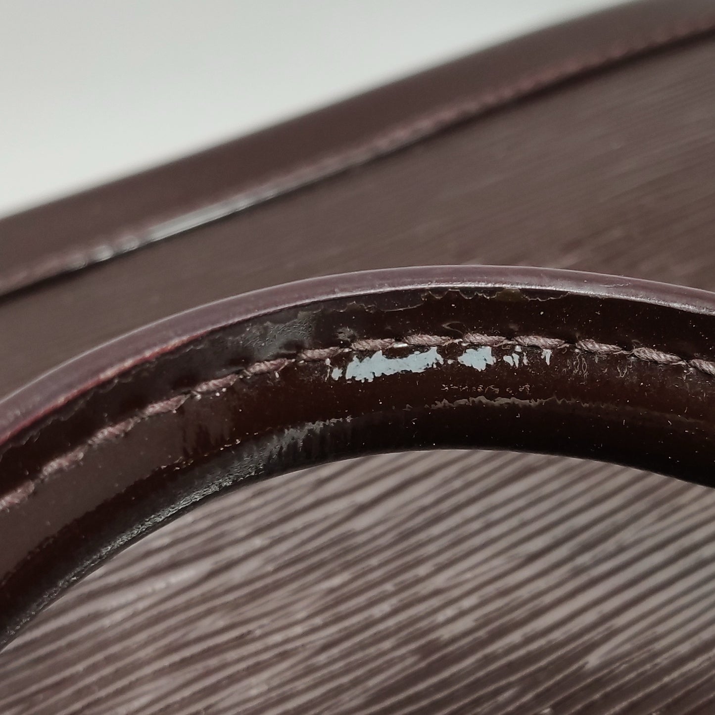 Louis Vuitton - Alma BB - Epi patent leather - Burgundy - (Small)
