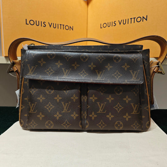 Louis Vuitton - Monogram Flap Shoulder Bag - Monogram coated canvas with Vachetta leather trim - Brown - (Medium)