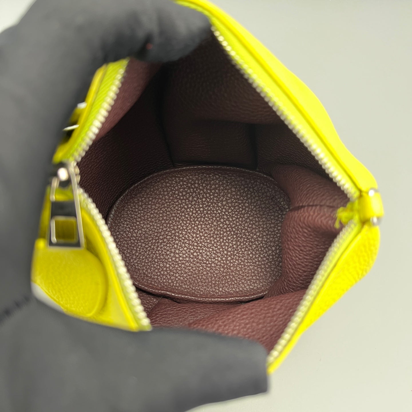 LOEWE - Elephant Bag - Grained calfskin leather - Yellow - (mini)