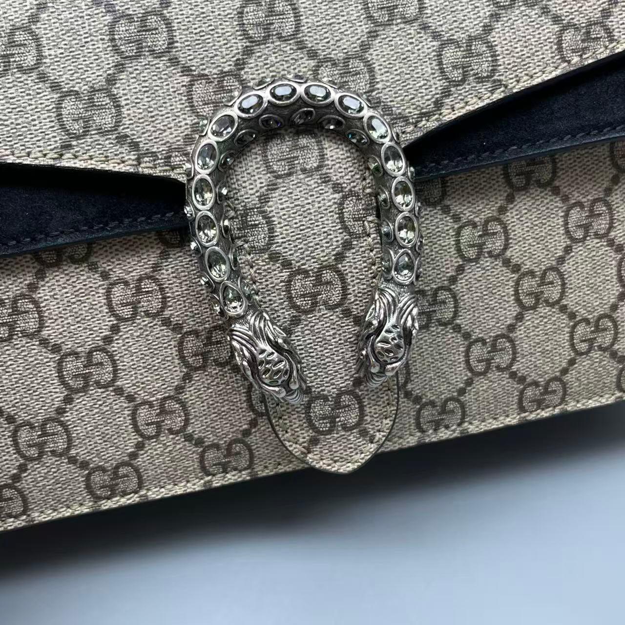 Gucci - Dionysus Small Shoulder Bag - GG Supreme canvas with suede and leather trim - Beige and Black - (Small)
