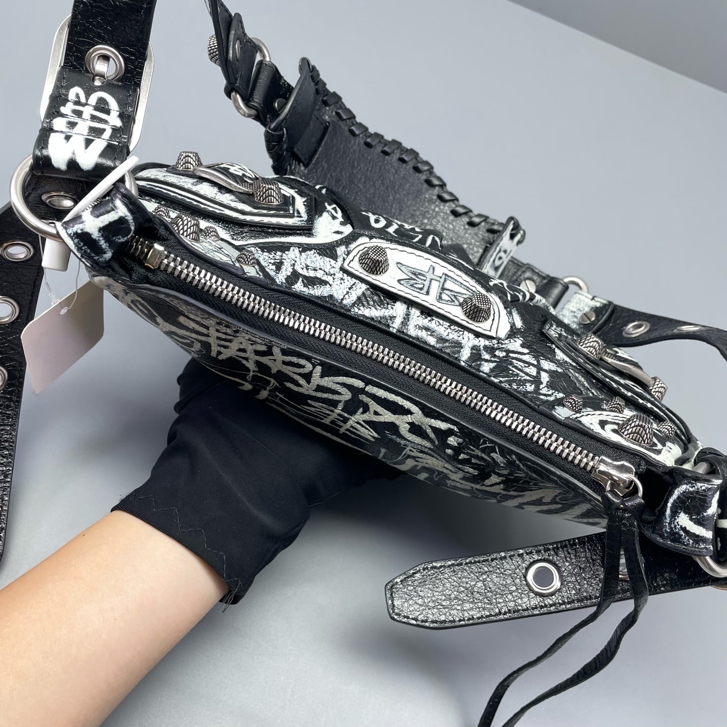 Balenciaga - Le Cagole Mini Half-Moon Bag - Crinkled lambskin leather - Black - (mini)
