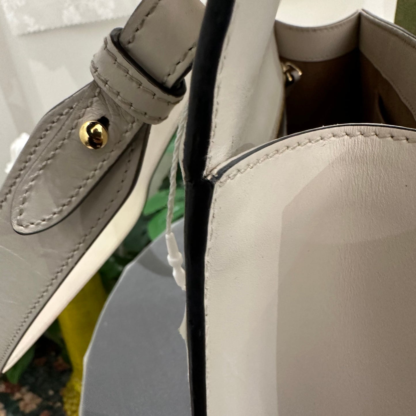 Gucci - Sylvie - Leather - White - (medium)