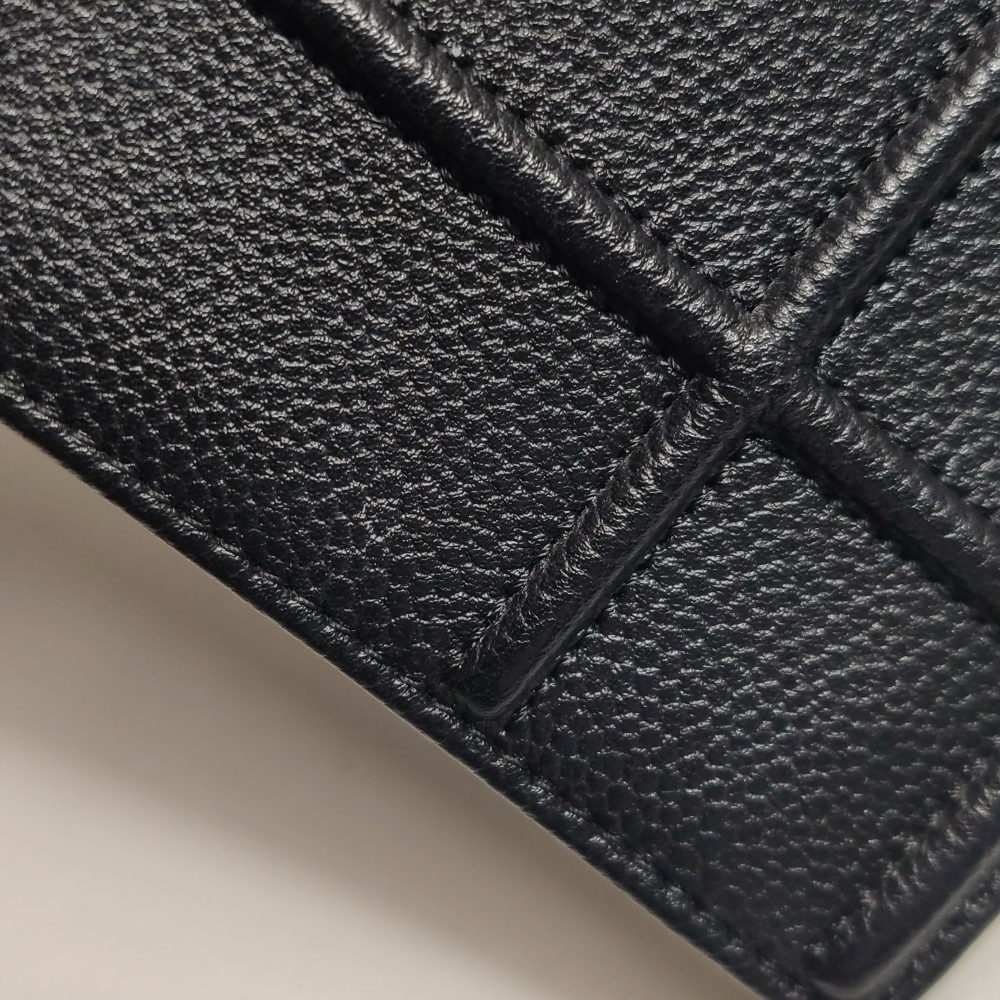 Dior - Diorama Shield Wallet On Chain (WOC) - Grained leather - Black - (medium)