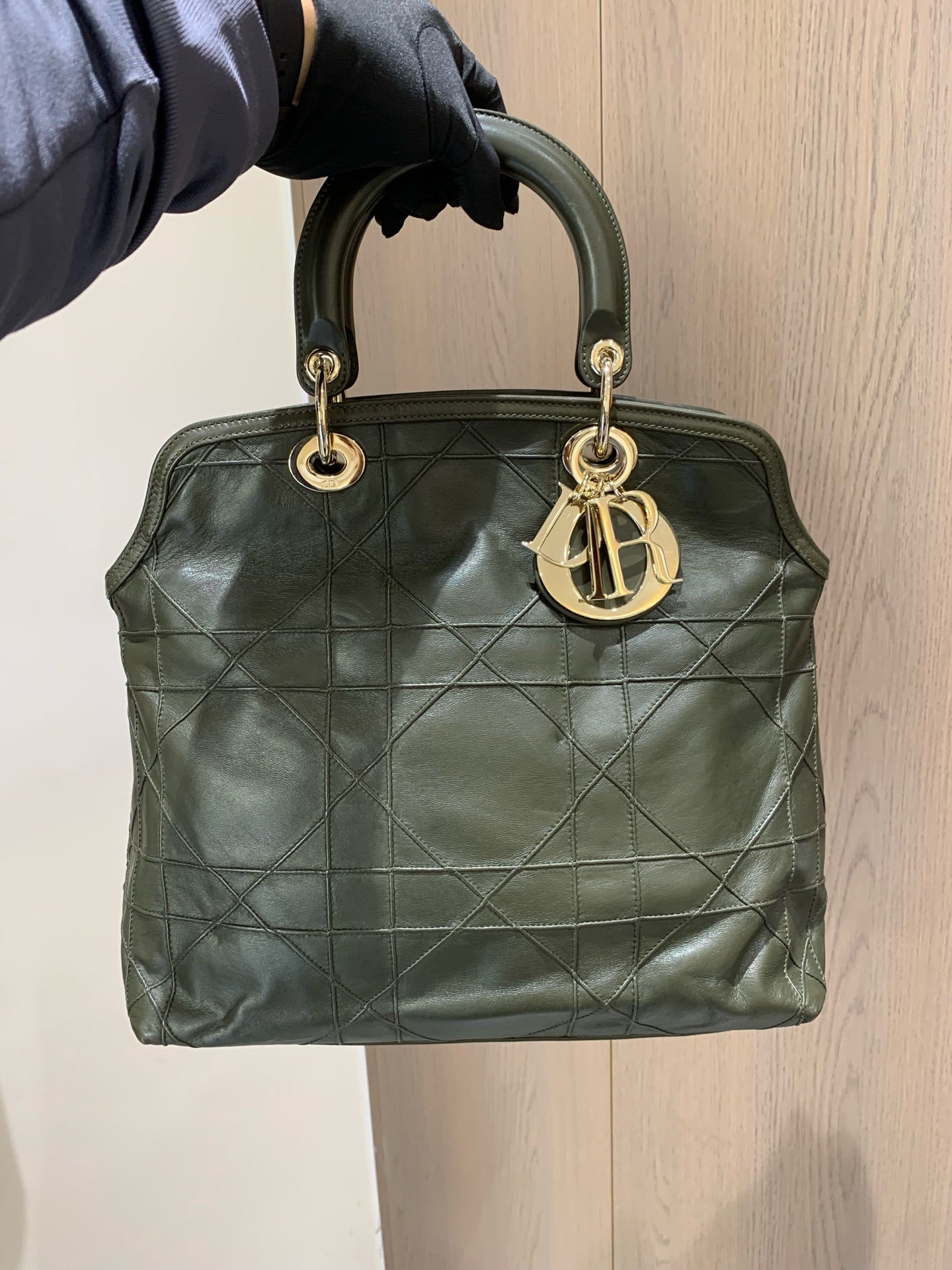 Dior - Cannage Handbag - Leather - Green - (medium)