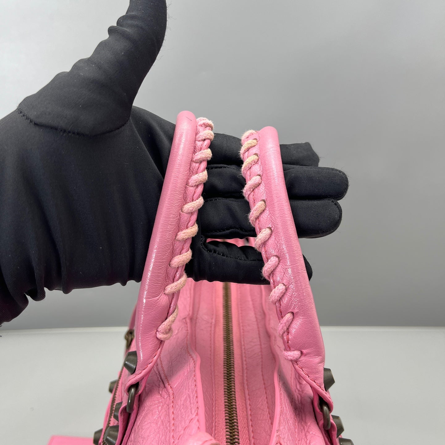 Balenciaga - City Bag - Distressed goatskin leather - Pink - (medium)