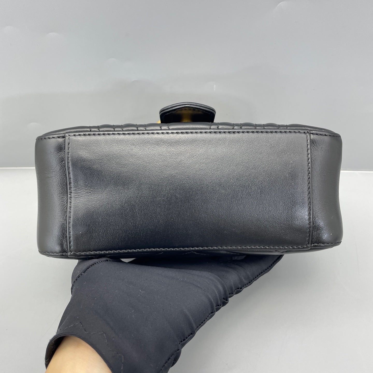 Gucci - GG Marmont Mini Top Handle Messenger Bag - Leather - Black - (mini)