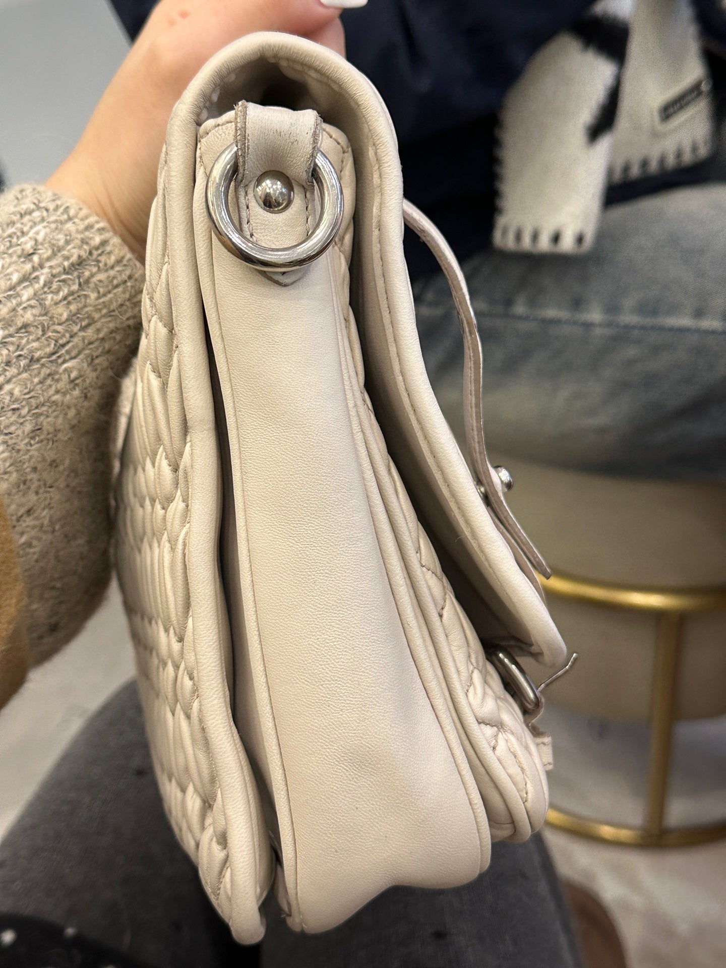 Miu Miu - Matelassé Messenger Bag - Lambskin leather - Beige - (Medium)