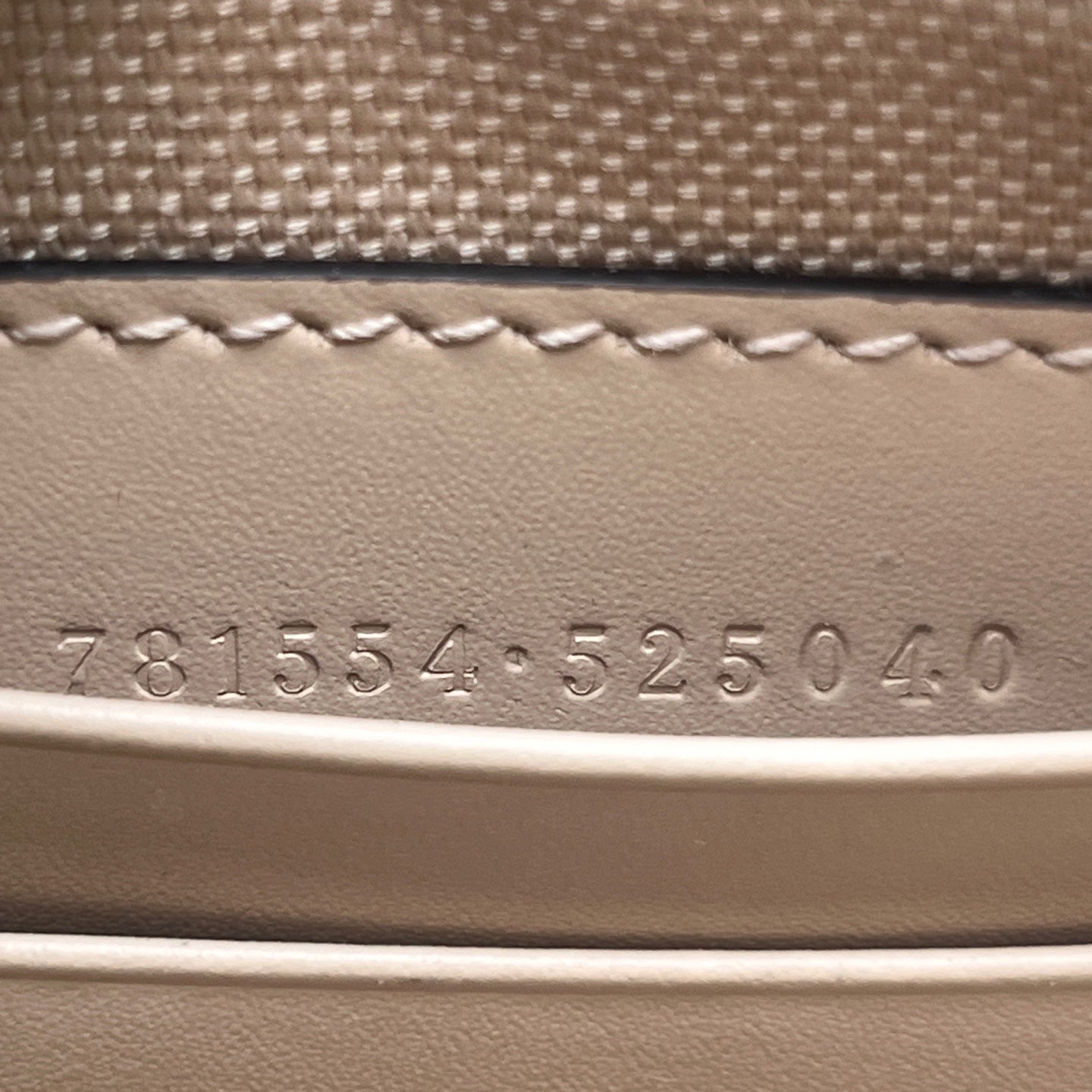 Gucci - Embossed GG Camera Bag - Leather - Beige - (mini)