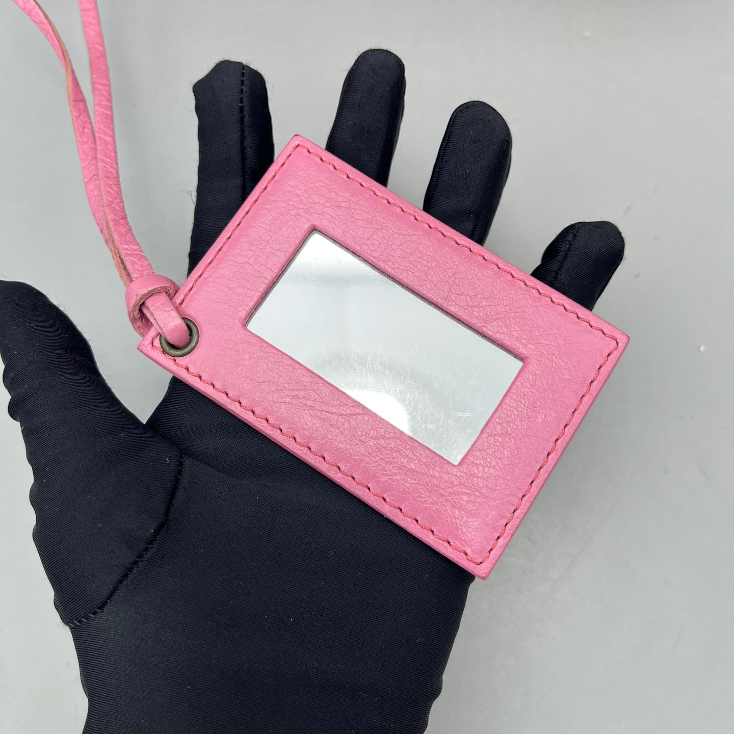 Balenciaga - City Bag - Distressed goatskin leather - Pink - (medium)