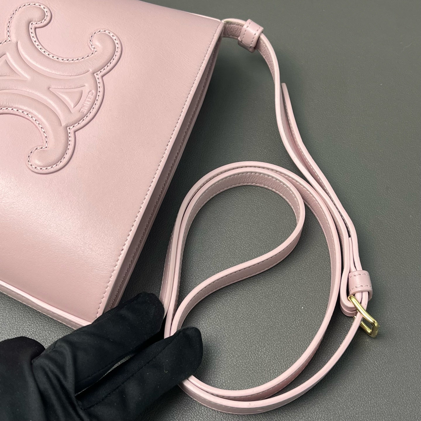 Celine - Triomphe Mini Bucket Bag - Calfskin leather - Pink - (mini)