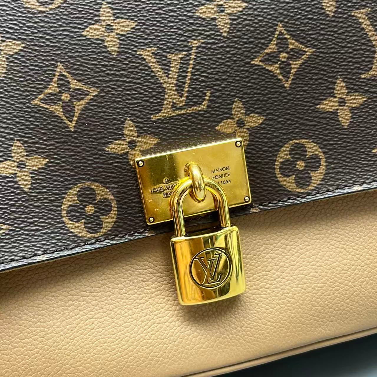 Louis Vuitton - Marignan - Monogram coated canvas and cowhide leather - Brown and Tan - (medium)