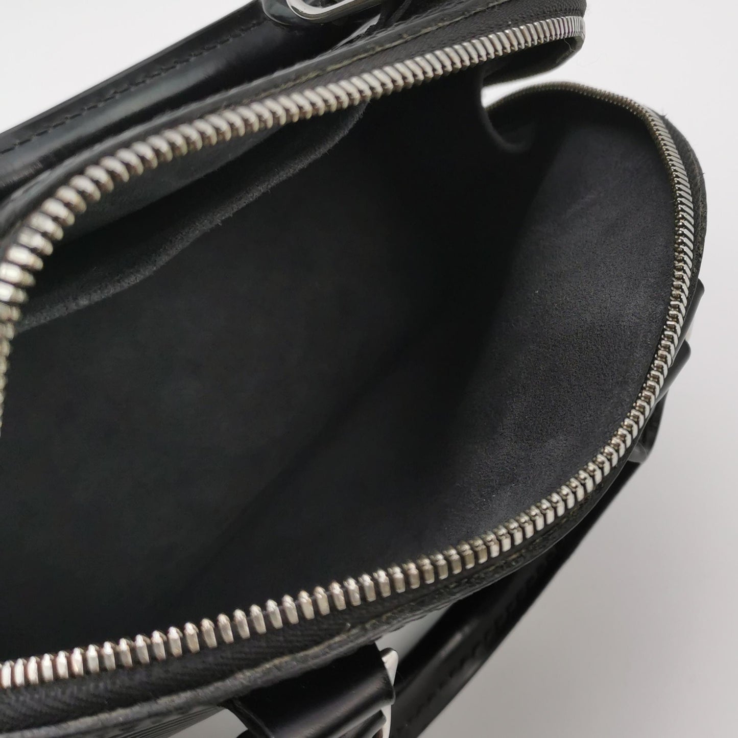 Louis Vuitton - Alma BB - Epi leather - Black - (mini)