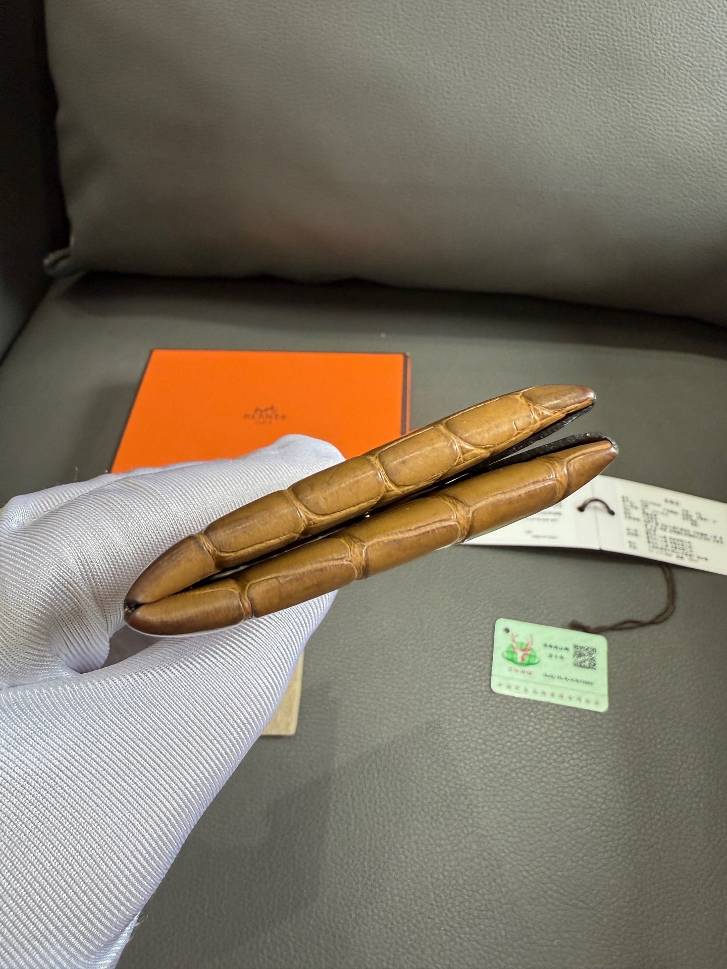Hermès - Calvi - Crocodile leather - Camel - (small)