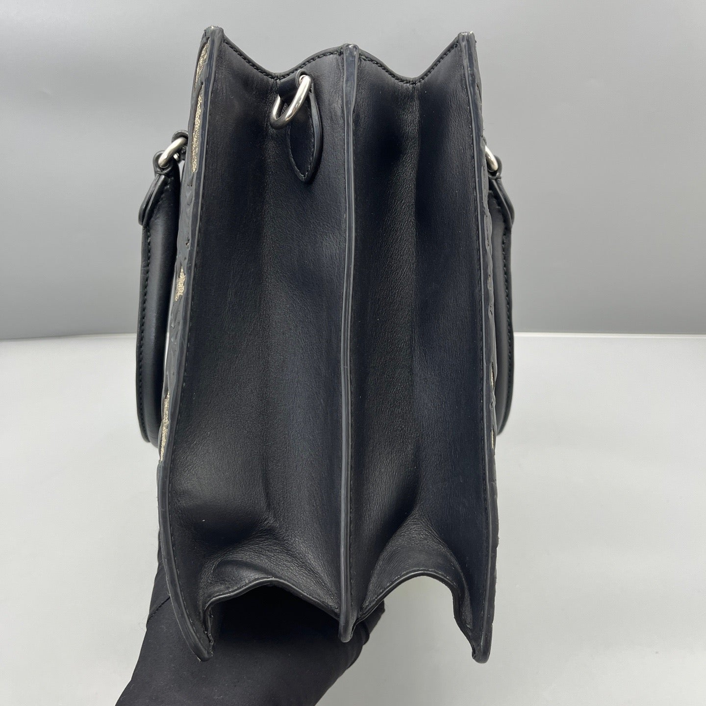 Gucci - Dionysus Arabesque Top Handle Bag - GG Supreme canvas with black embossed leather overlay - Multicolour - (Medium)