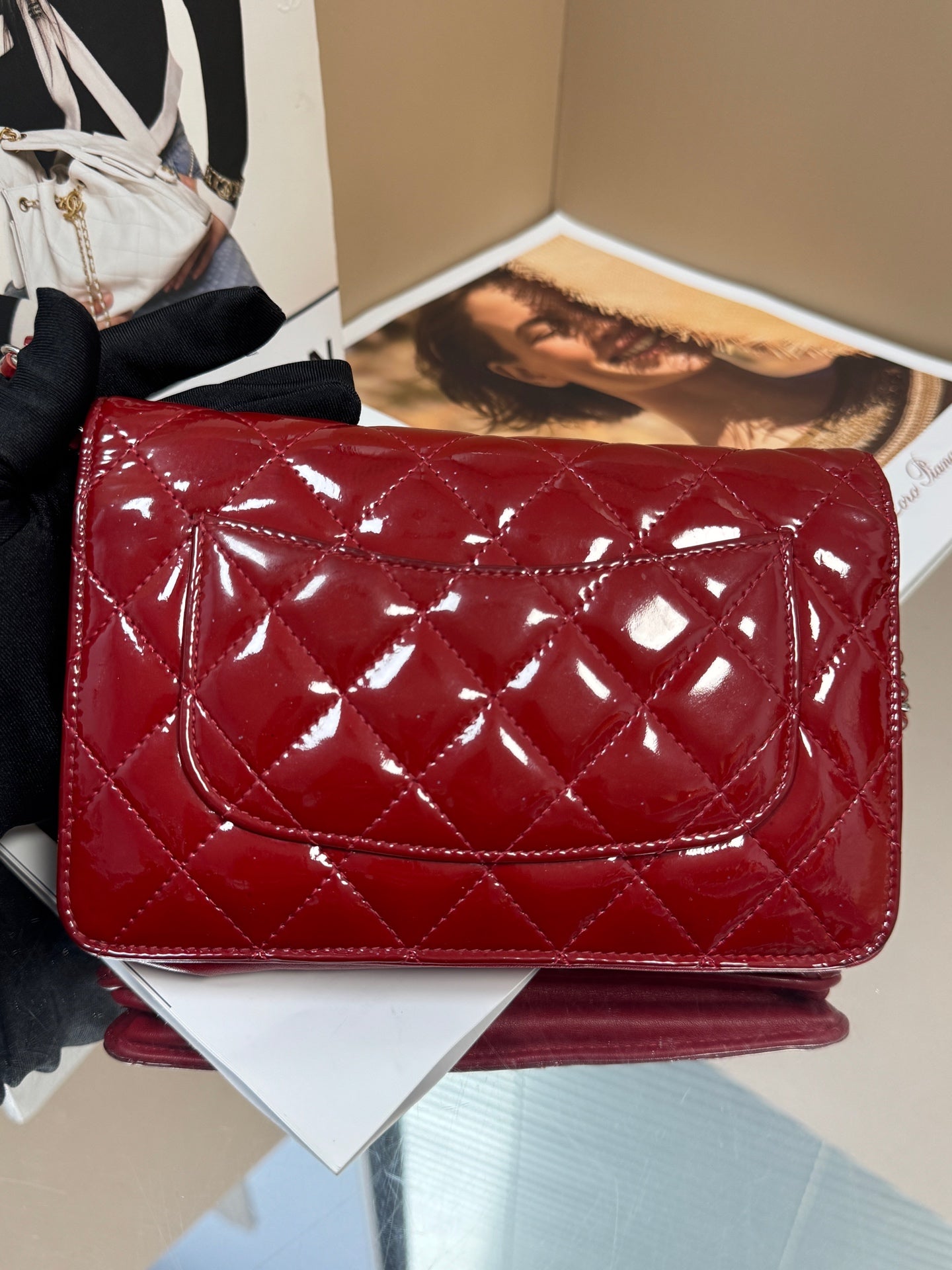 Chanel - Wallet on Chain (WOC) - Patent leather - Red - (mini)