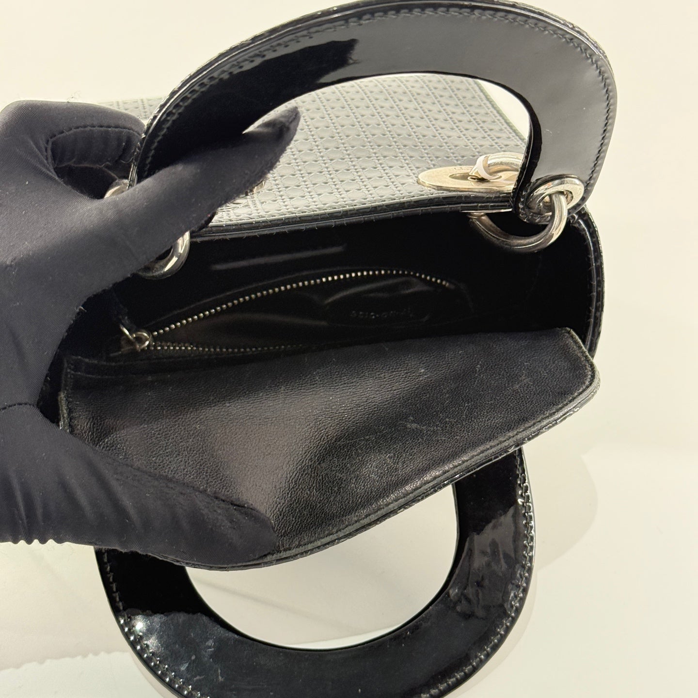Dior - Lady Dior Mini - Patent leather - Black - (mini)