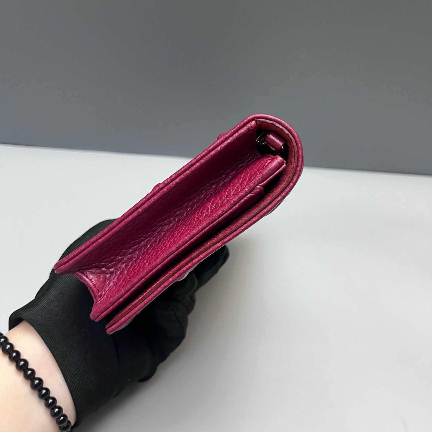 Dior - Shield WOC Chain Crossbody Bag - Grained leather - Red - (mini)