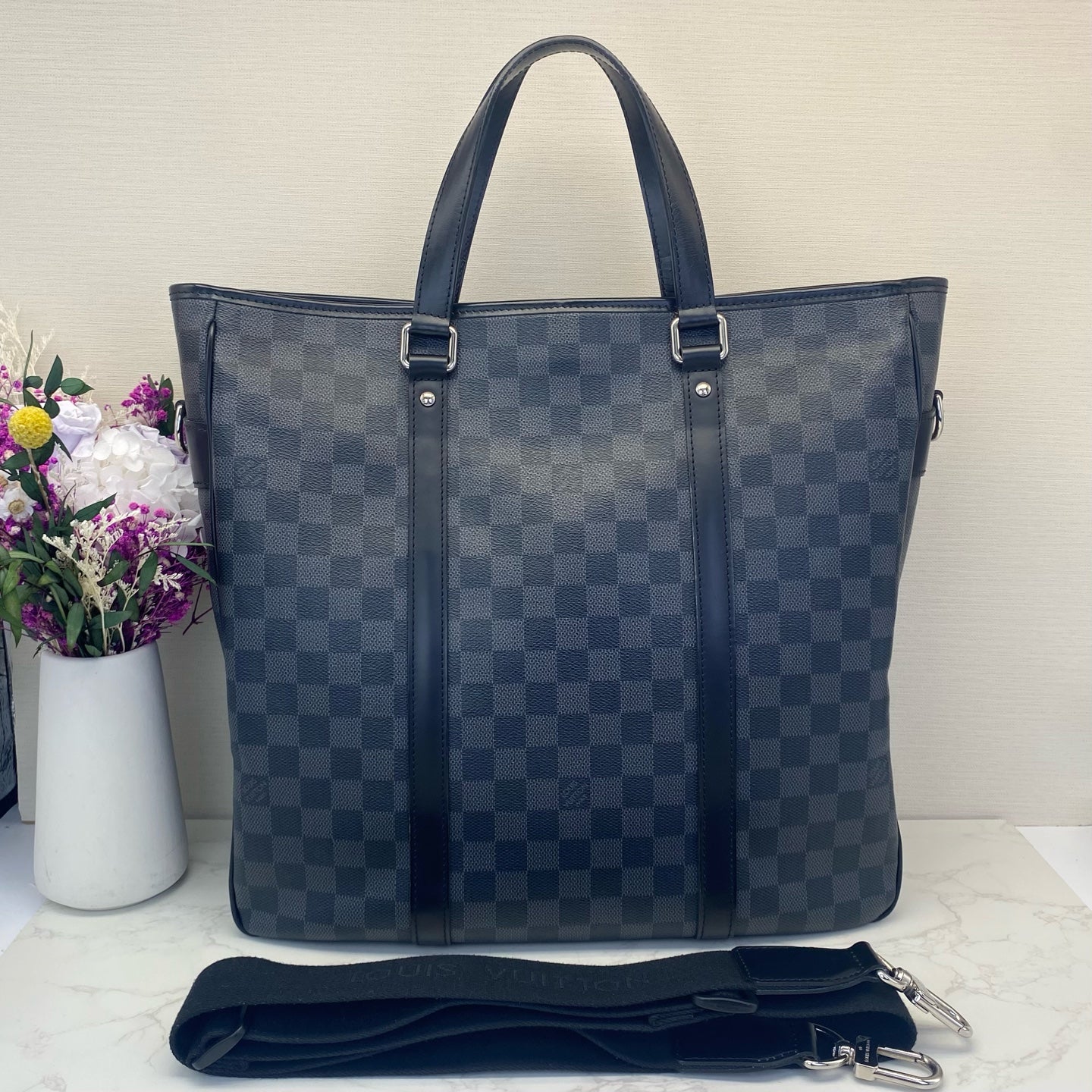Louis Vuitton - Tadao - Damier Graphite canvas with leather trim - Black - (Large)