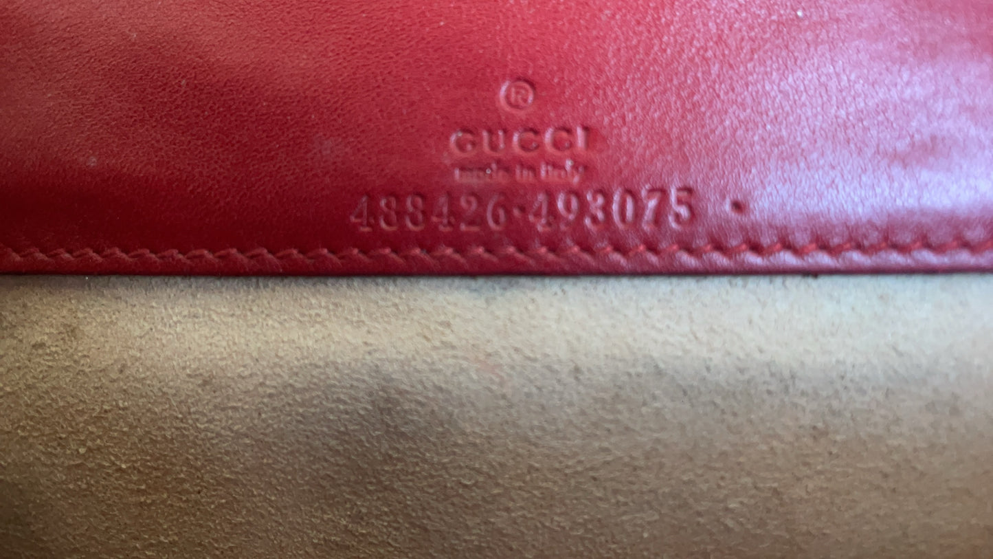 Gucci - GG Marmont Matelassé Heart Wallet on Chain - Matelassé leather - Red with Gold-Tone Hardware - (mini)