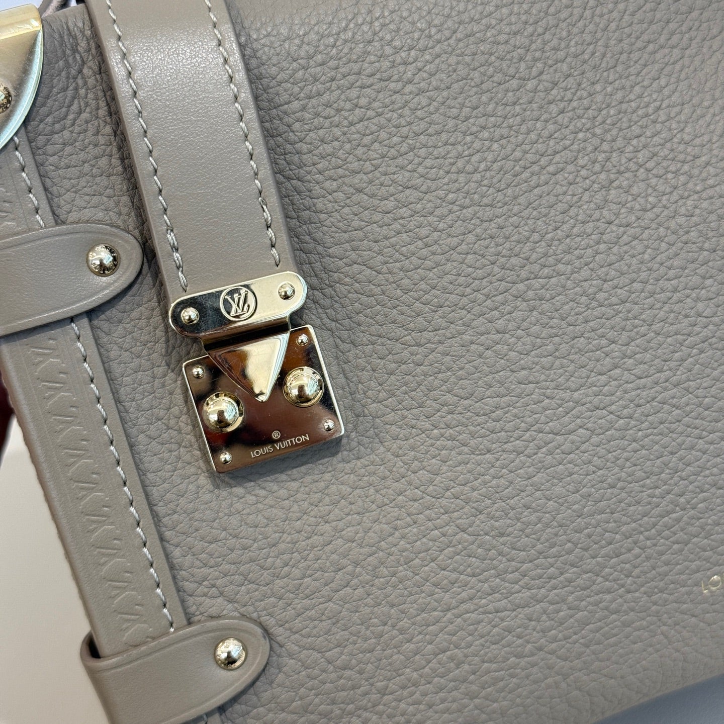 Louis Vuitton - Side Trunk - Grained leather - Grey - (mini)