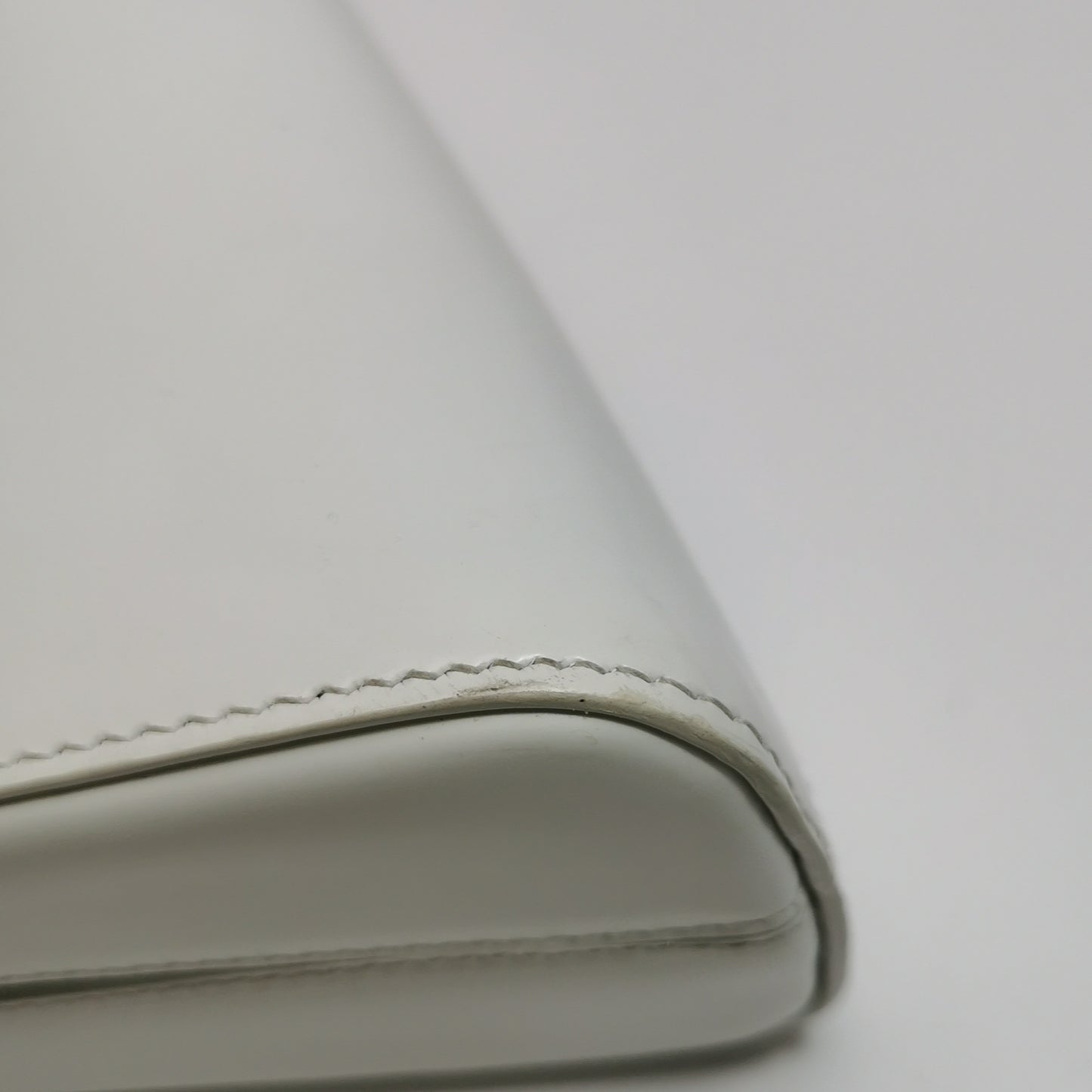 Prada - Vintage Trapezoid Shoulder Bag - Leather - White - (Small)
