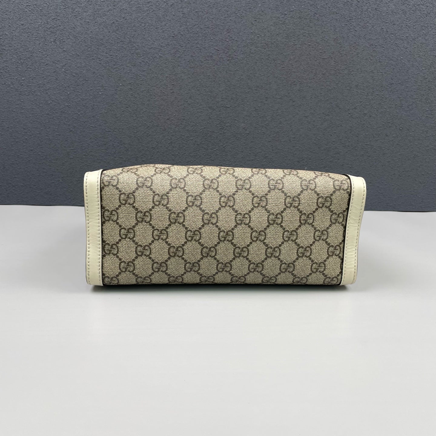 Gucci - Padlock Small Tote Bag - GG Supreme canvas with leather trim - Beige and Cream with Gold-Tone Hardware - (Small)