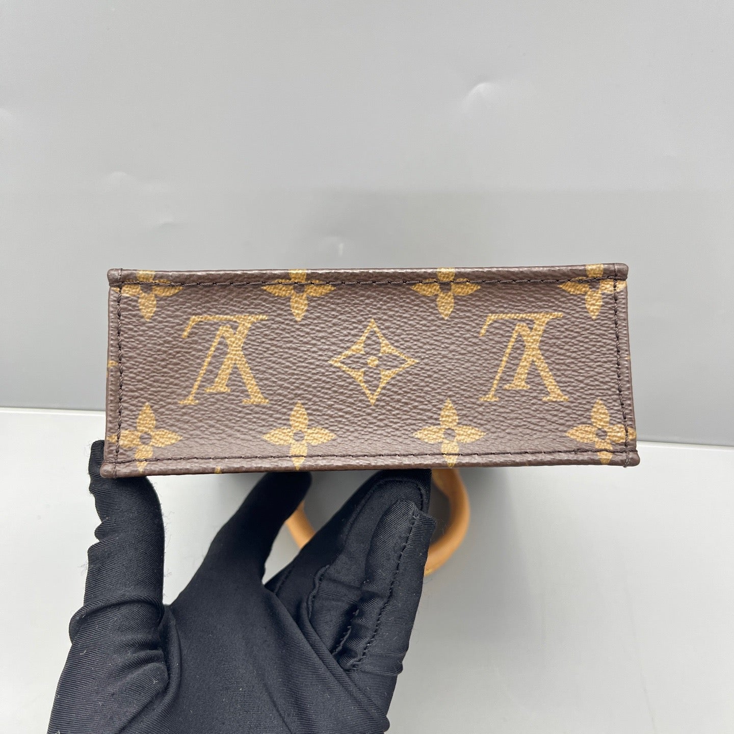 Louis Vuitton - Mini Sac Plat - Monogram coated canvas with natural cowhide leather trim - Brown - (mini)
