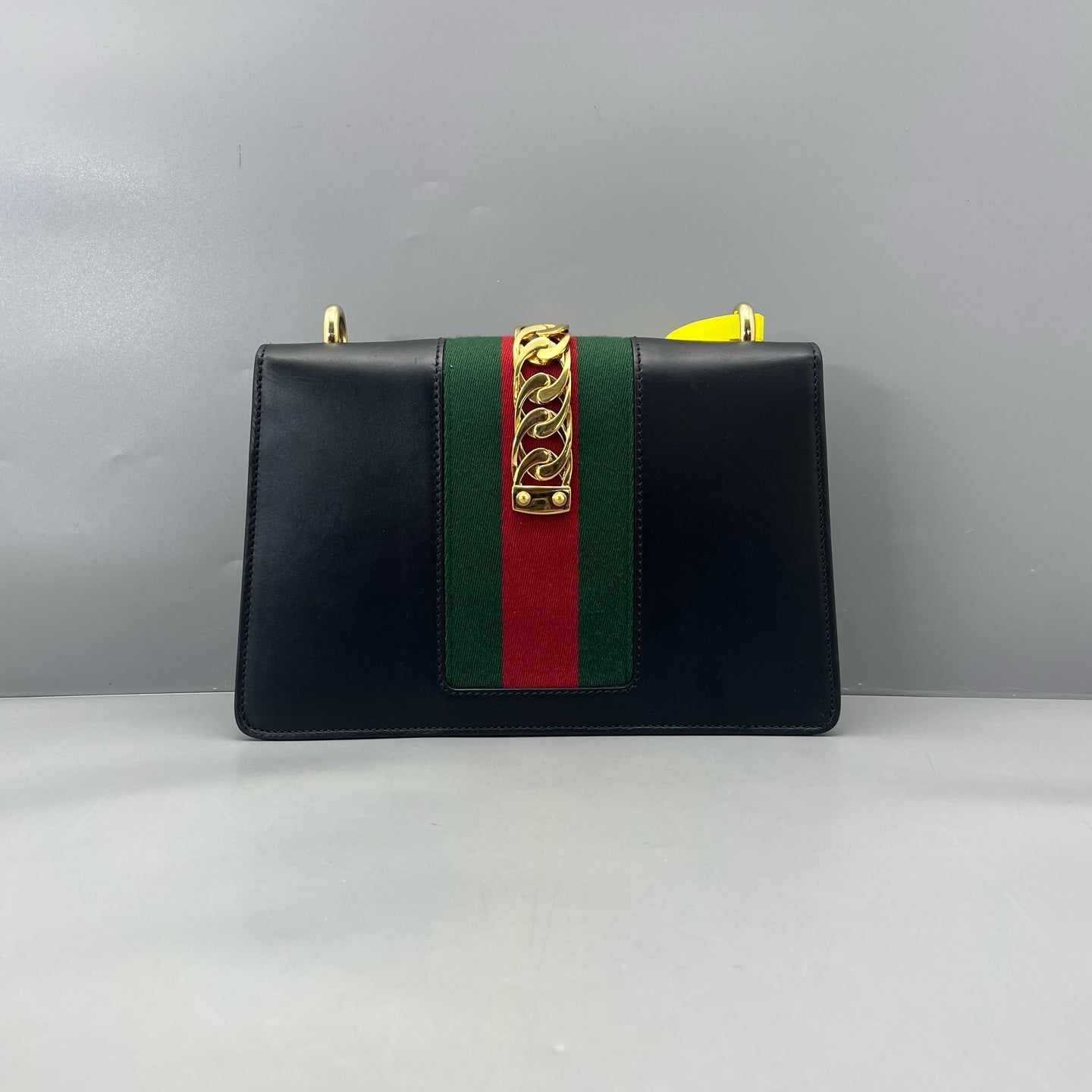 Gucci - Sylvie - Leather - Black - (medium)