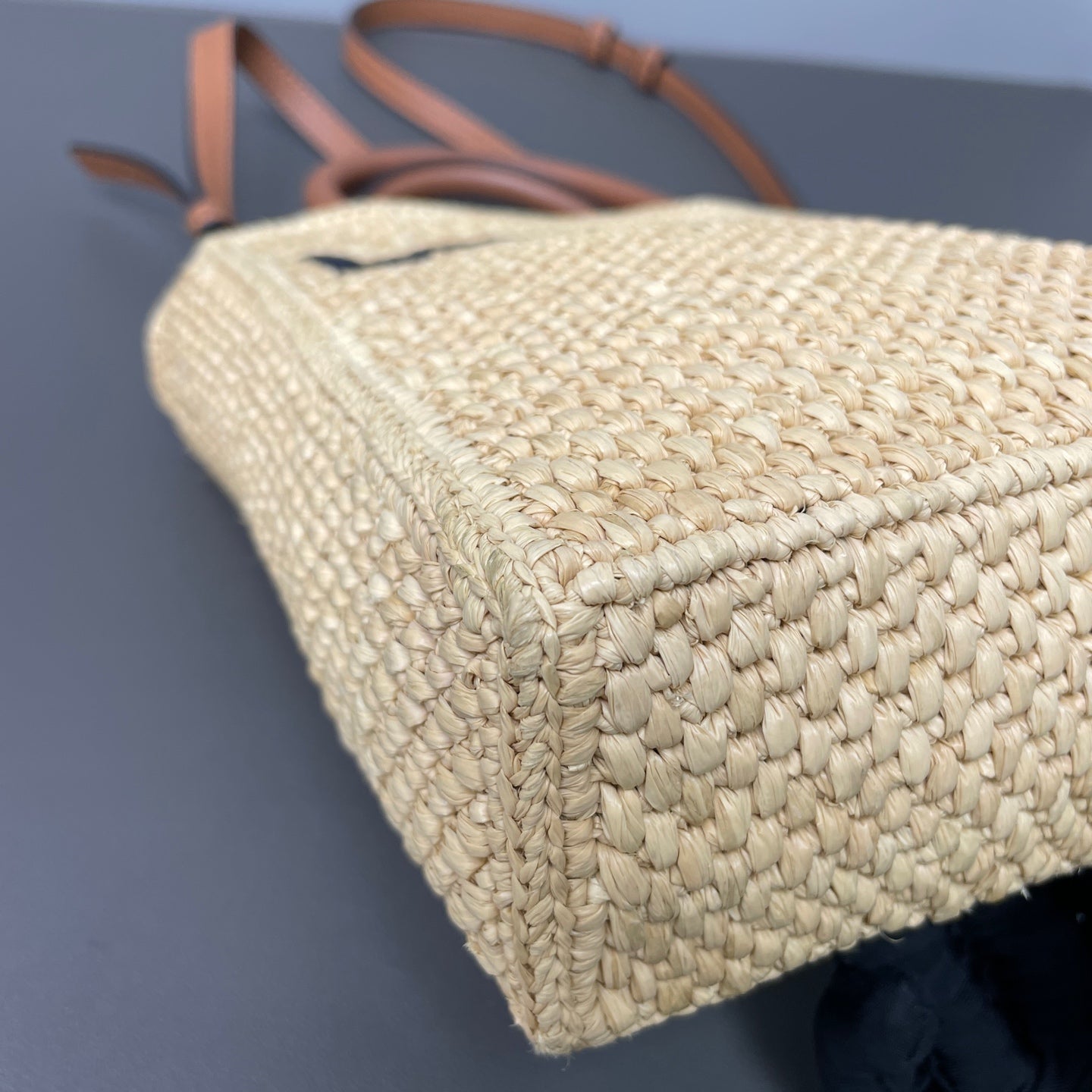 LOEWE - A5 Letter Logo Raffia Tote Bag - Raffia and Calfskin Leather - Beige - (Small)