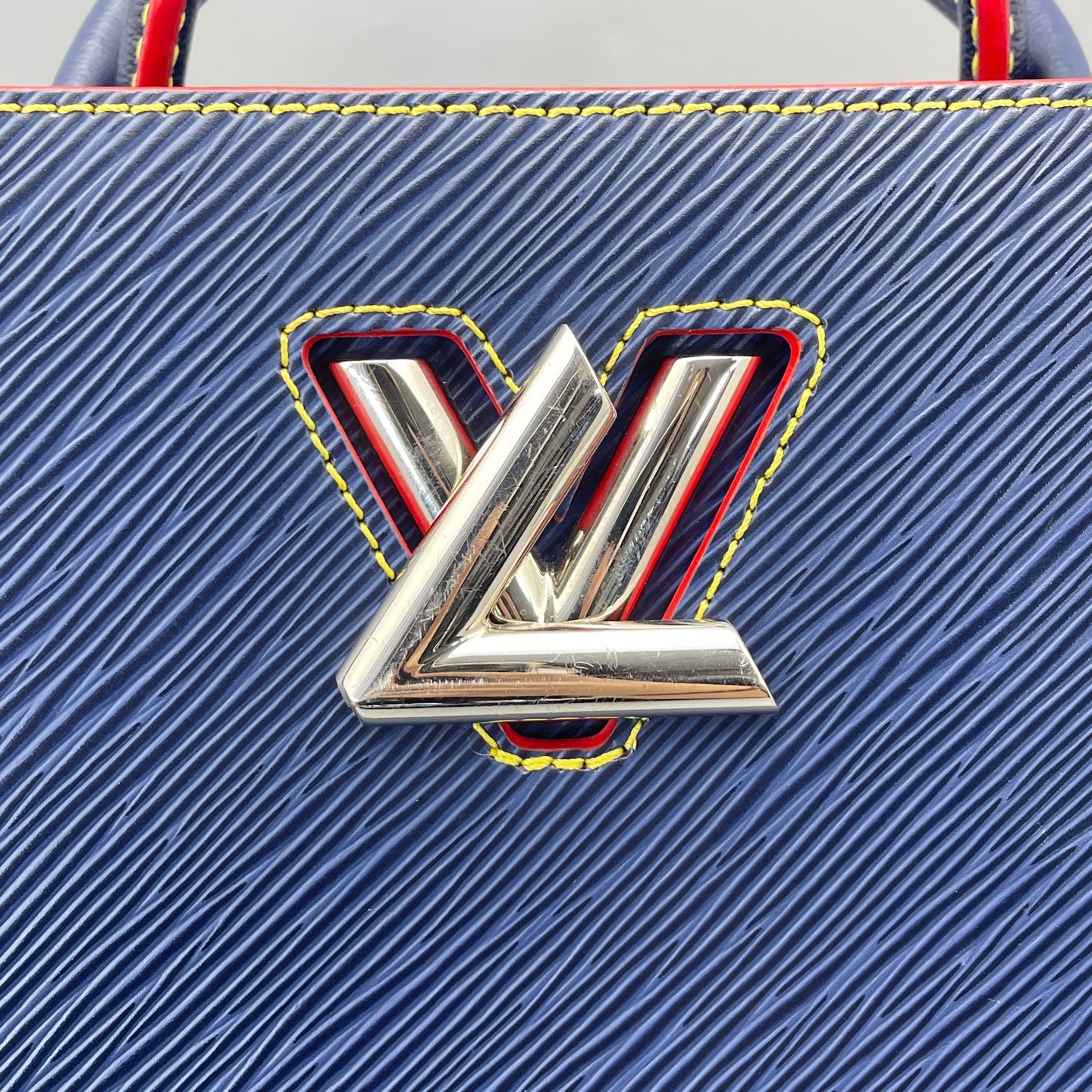 Louis Vuitton - Twist Tote - Epi leather - Blue - (medium)