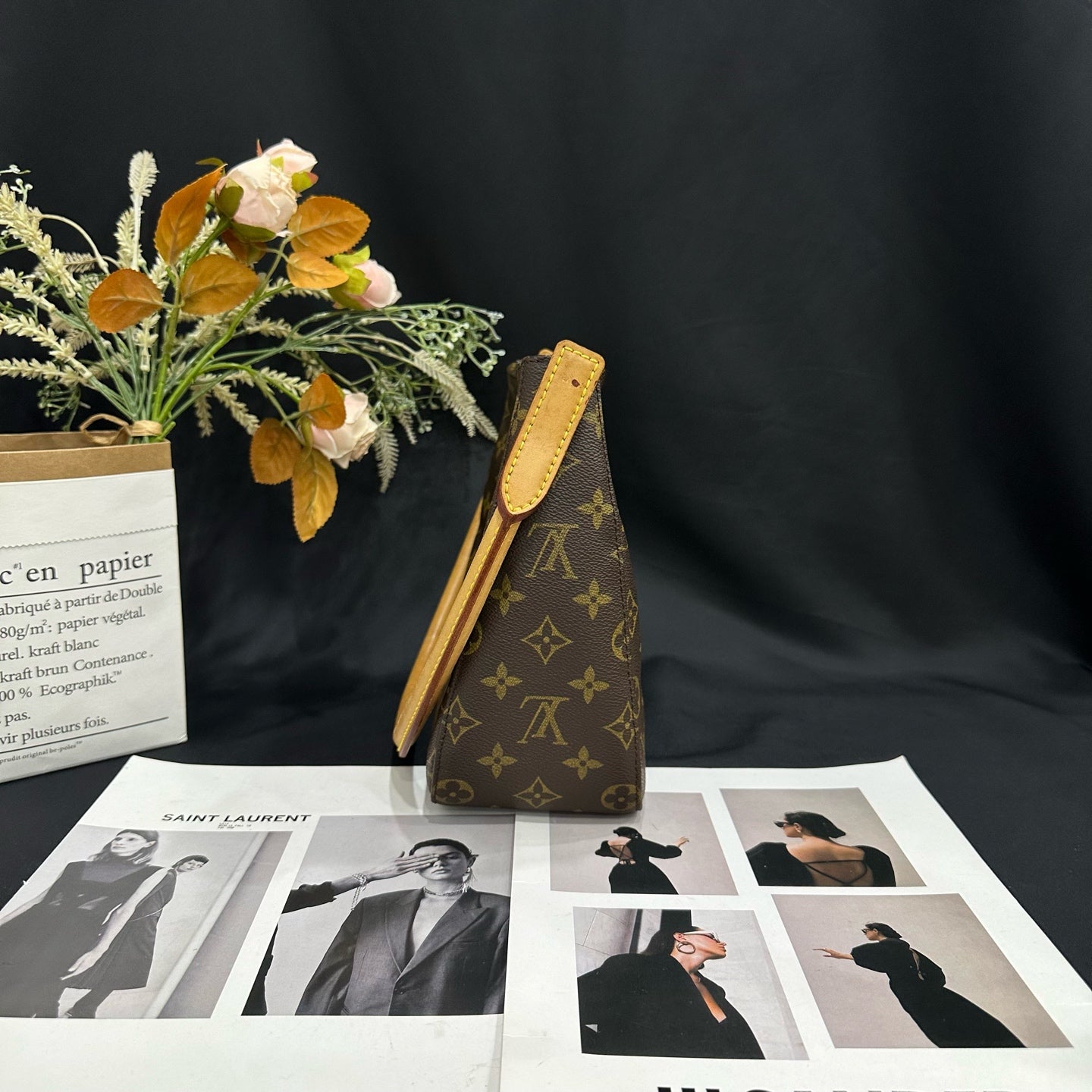 Louis Vuitton - Loop Bag - Monogram canvas with Vachetta leather trim - Brown - (Medium)