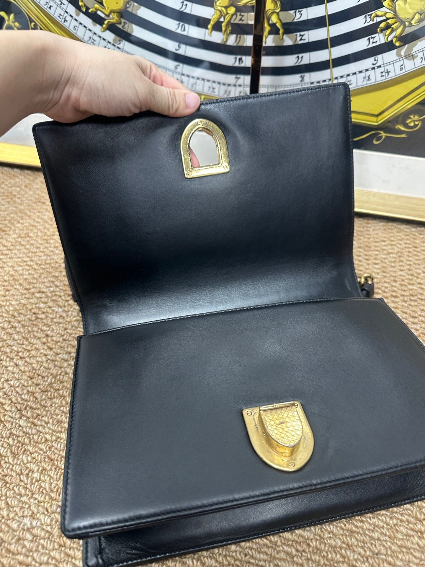 Dior - Black Studded Shield Bag - Leather - Black - (Medium)