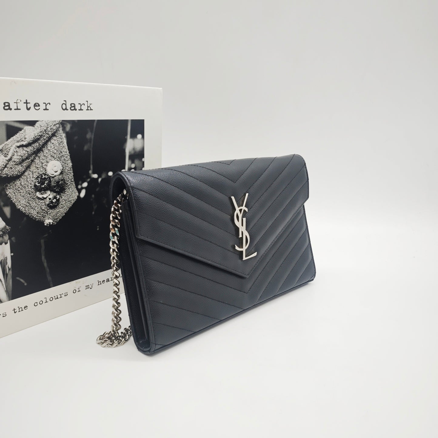 Saint Laurent - Monogram Envelope Chain Wallet - Grained calfskin leather - Black - (Mini)