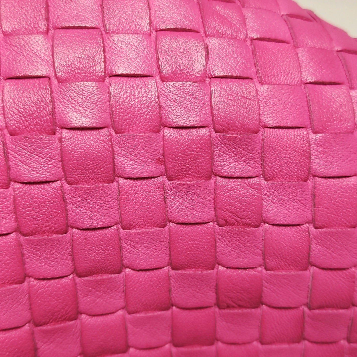 Bottega Veneta - Intrecciato Hobo Bag - Leather - Pink - (Small)