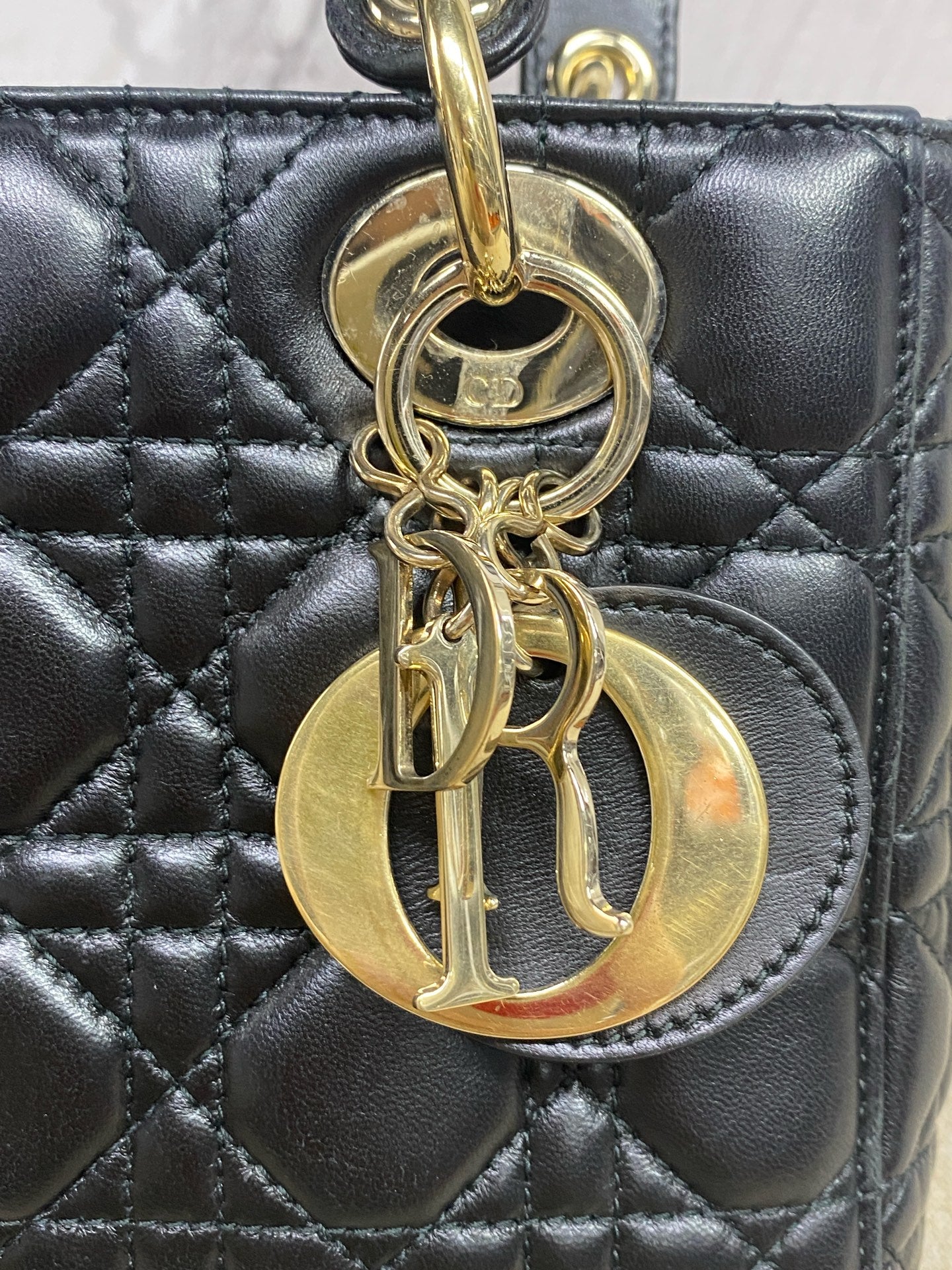 Dior - Lady Dior 4-Grille - Lambskin leather - Black - (small)