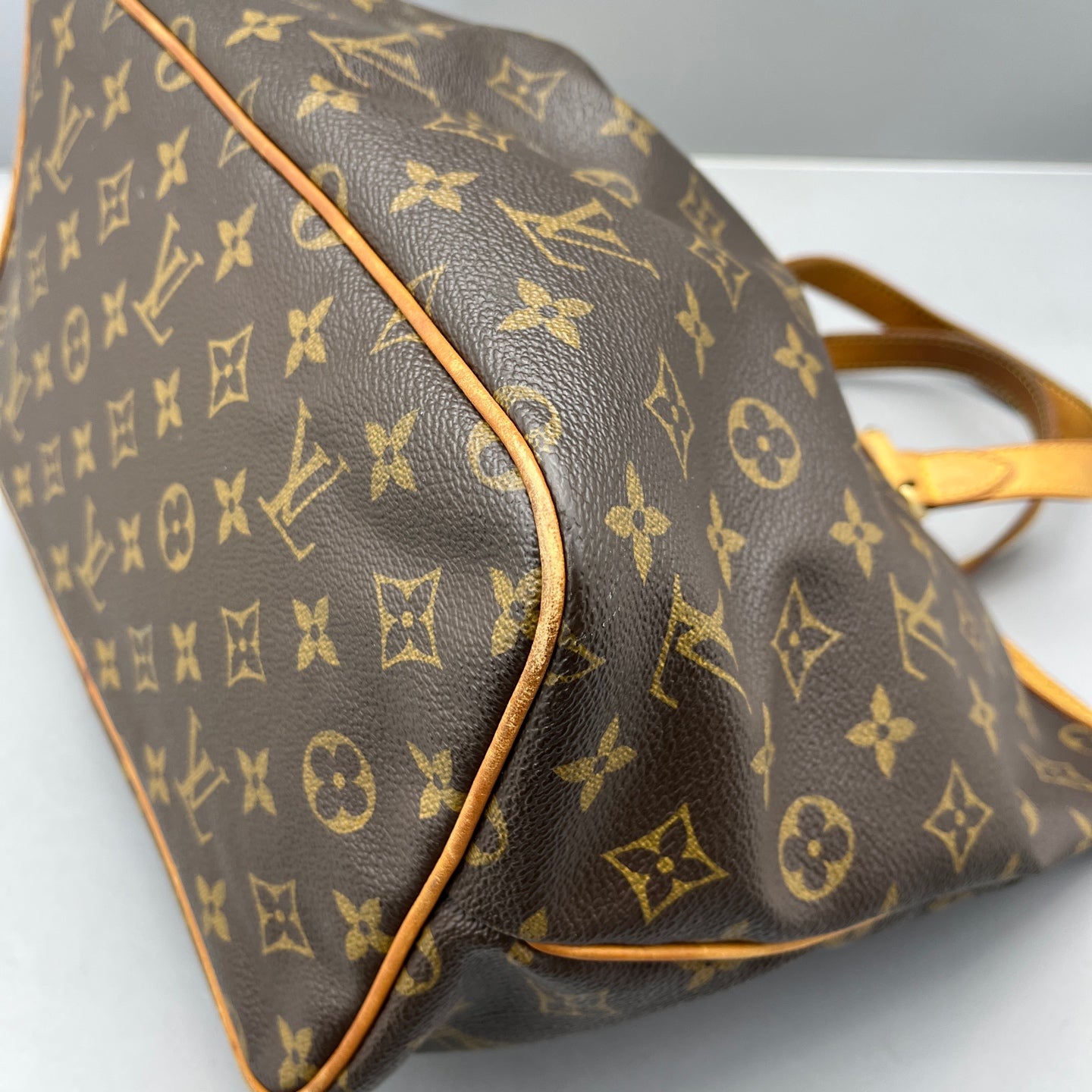 Louis Vuitton - Paramount Small - Monogram coated canvas and Vachetta leather - Brown - (Small)