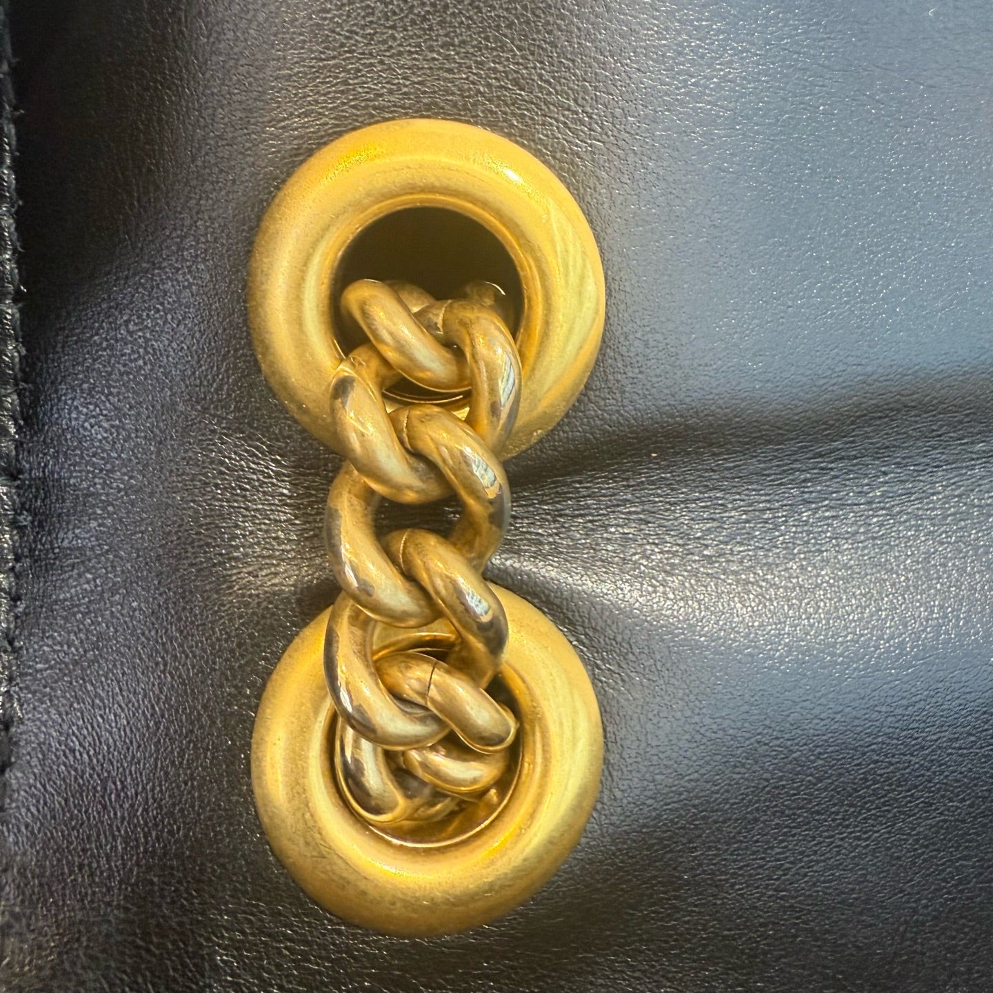 Gucci - GG Marmont Matelassé Small Chain Shoulder Bag - Leather - Black - (Small)