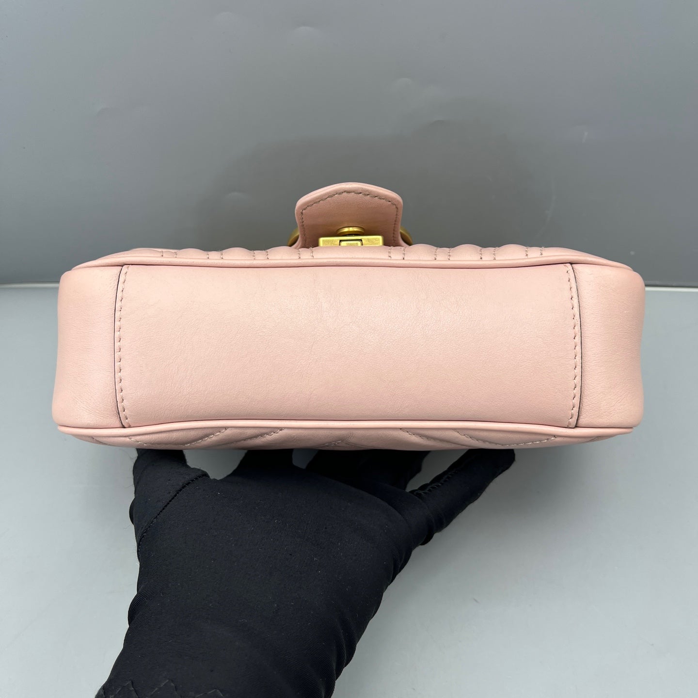 Gucci - GG Marmont Matelassé Mini Bag 22 - Matelassé chevron leather - Pink - (mini)