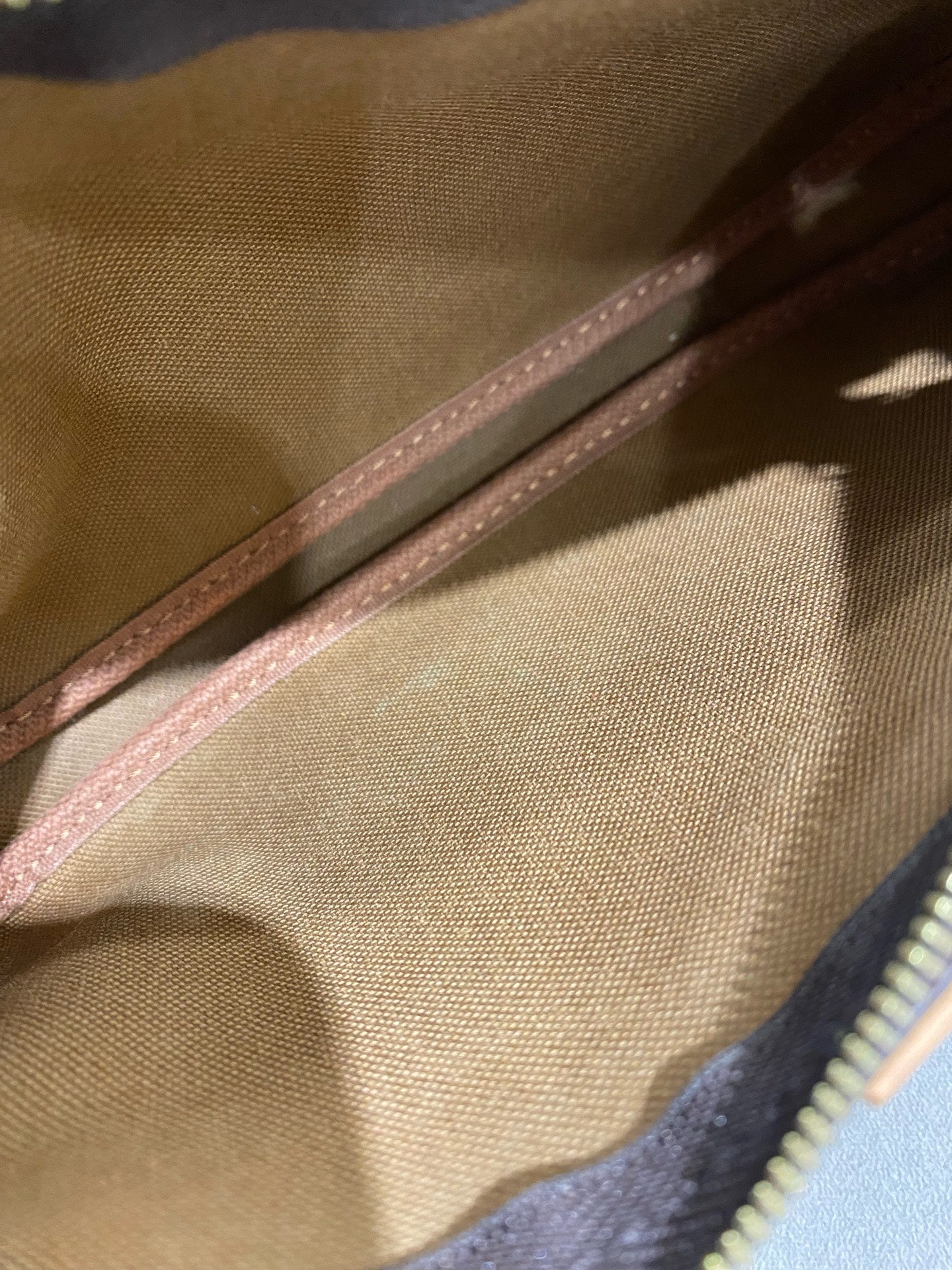 Louis Vuitton - Multi Pochette Accessoires - Monogram coated canvas with natural cowhide leather trim and fabric strap - Brown and Green - (medium)