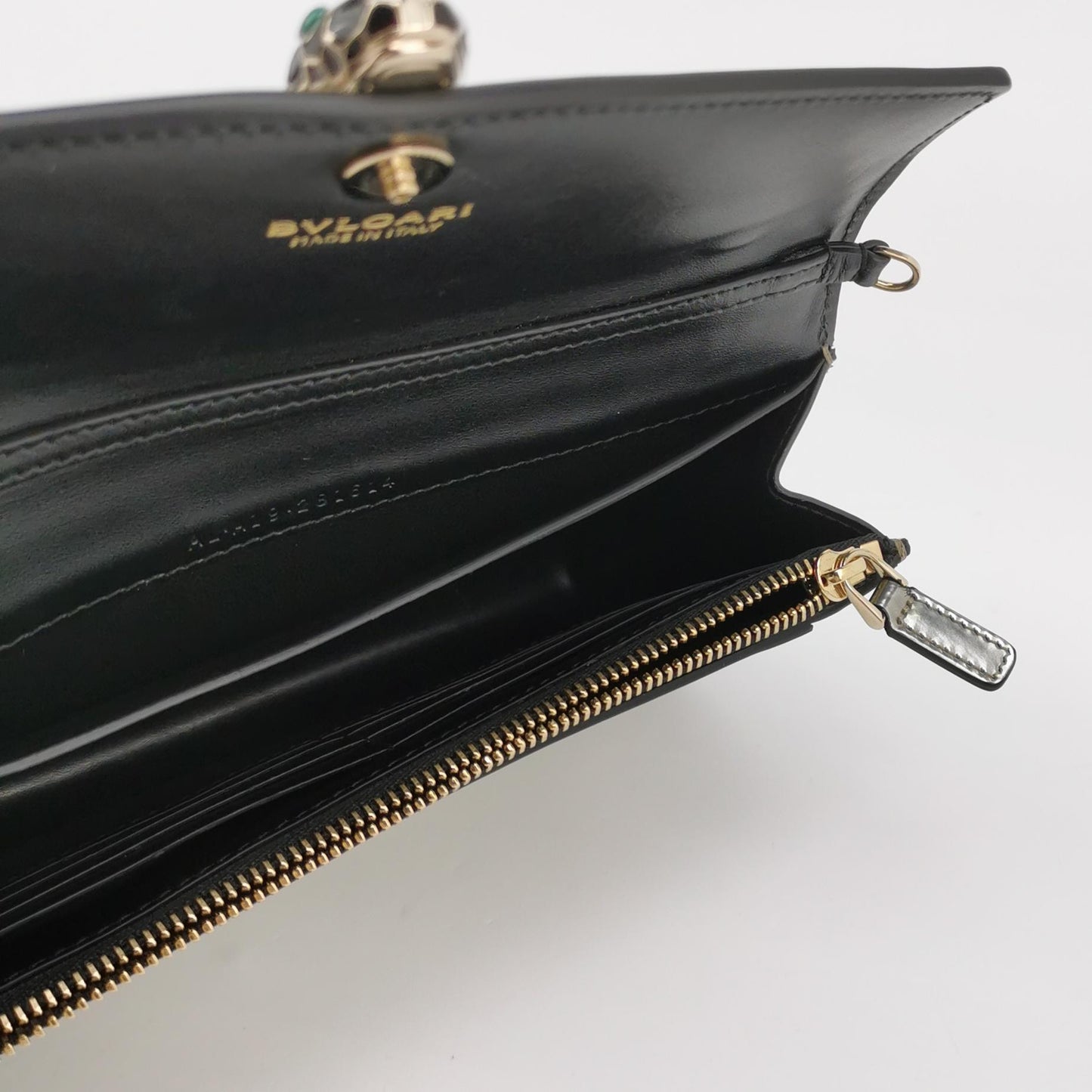 Bvlgari - Serpenti Forever Wallet on Chain - Metallic leather - Silver - (small)