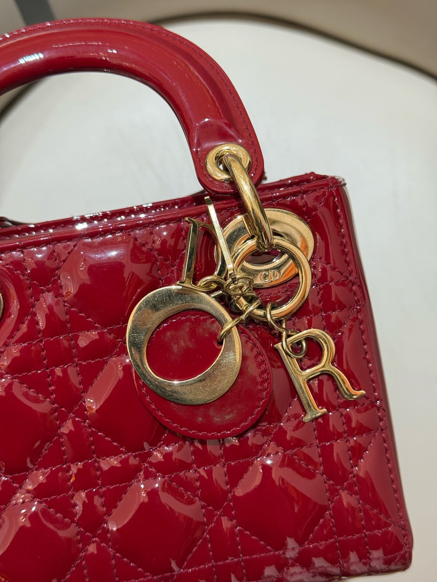 Dior - Lady Dior Mini - Patent leather - Deep Red with Gold-Tone Hardware - (Mini)