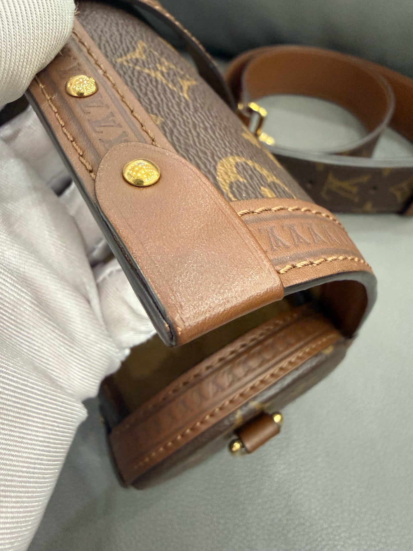 Louis Vuitton - Papillon Trunk - Monogram coated canvas with leather trim - Brown with tan leather and gold-tone hardware - (mini)