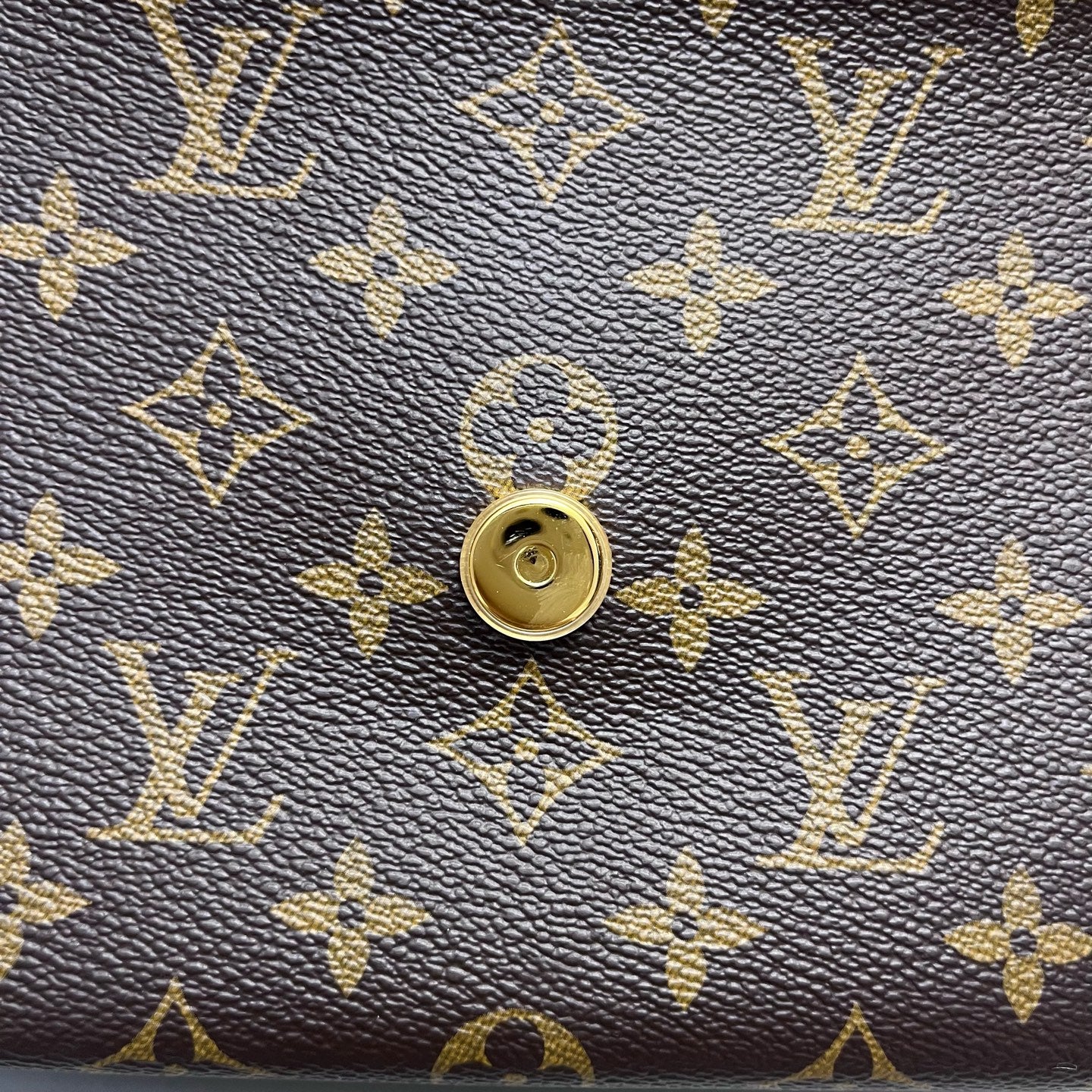 Louis Vuitton - Locky BB - Monogram coated canvas and cowhide leather - Brown and Cream - (mini)