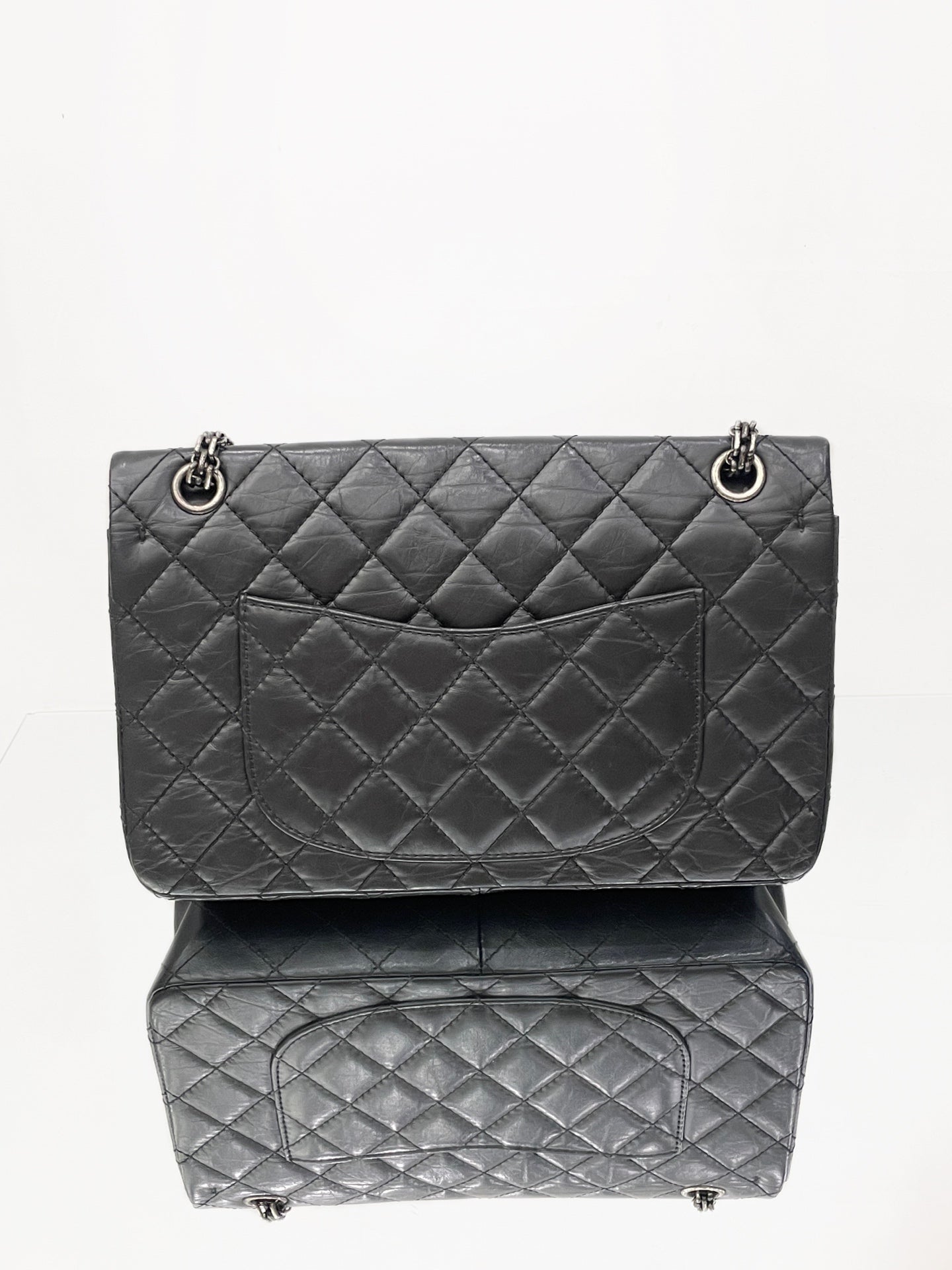 Chanel - 2.55 Reissue Flap Bag - Aged calfskin leather - Black - (Medium)