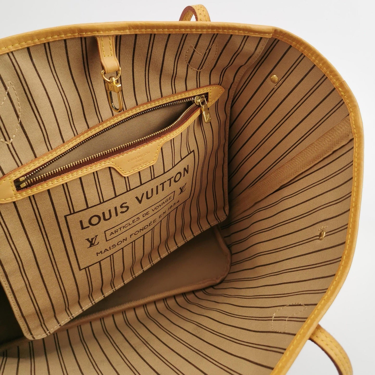 Louis Vuitton - Neverfull Tote - Monogram Canvas with Vachetta leather trim - Brown - (small)