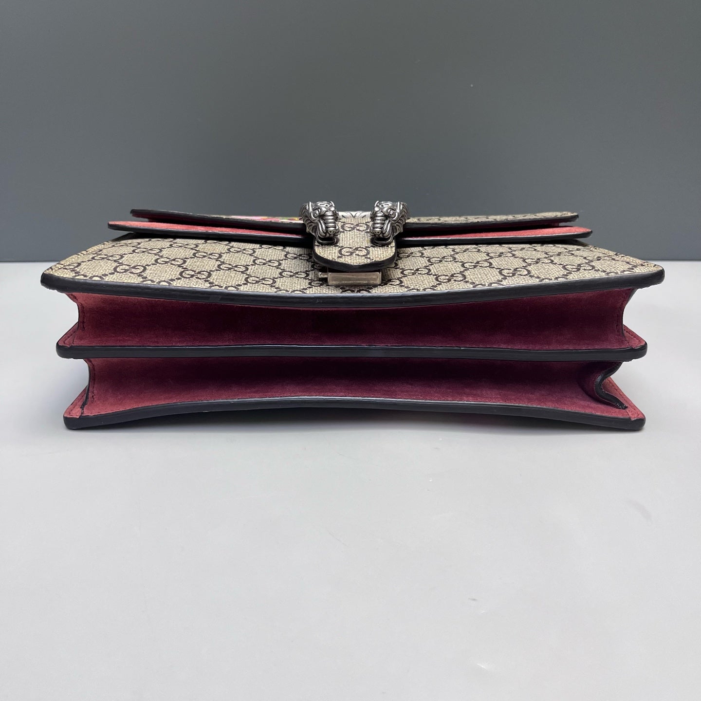 Gucci - Dionysus Shoulder Bag - GG Supreme canvas with floral print, pink/burgundy suede, and black leather trim - Beige, Multicolour (floral print), Burgundy (suede) - (Medium)