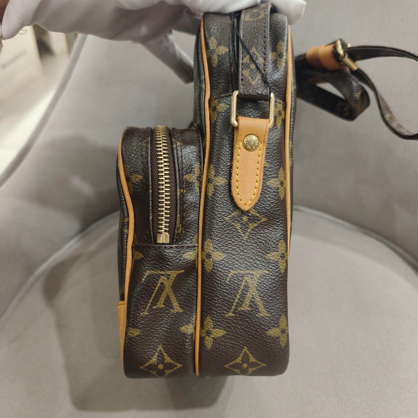 Louis Vuitton - Monogram Double-Layer Camera Bag - Monogram Canvas with Vachetta Leather Trim - Brown - (small)