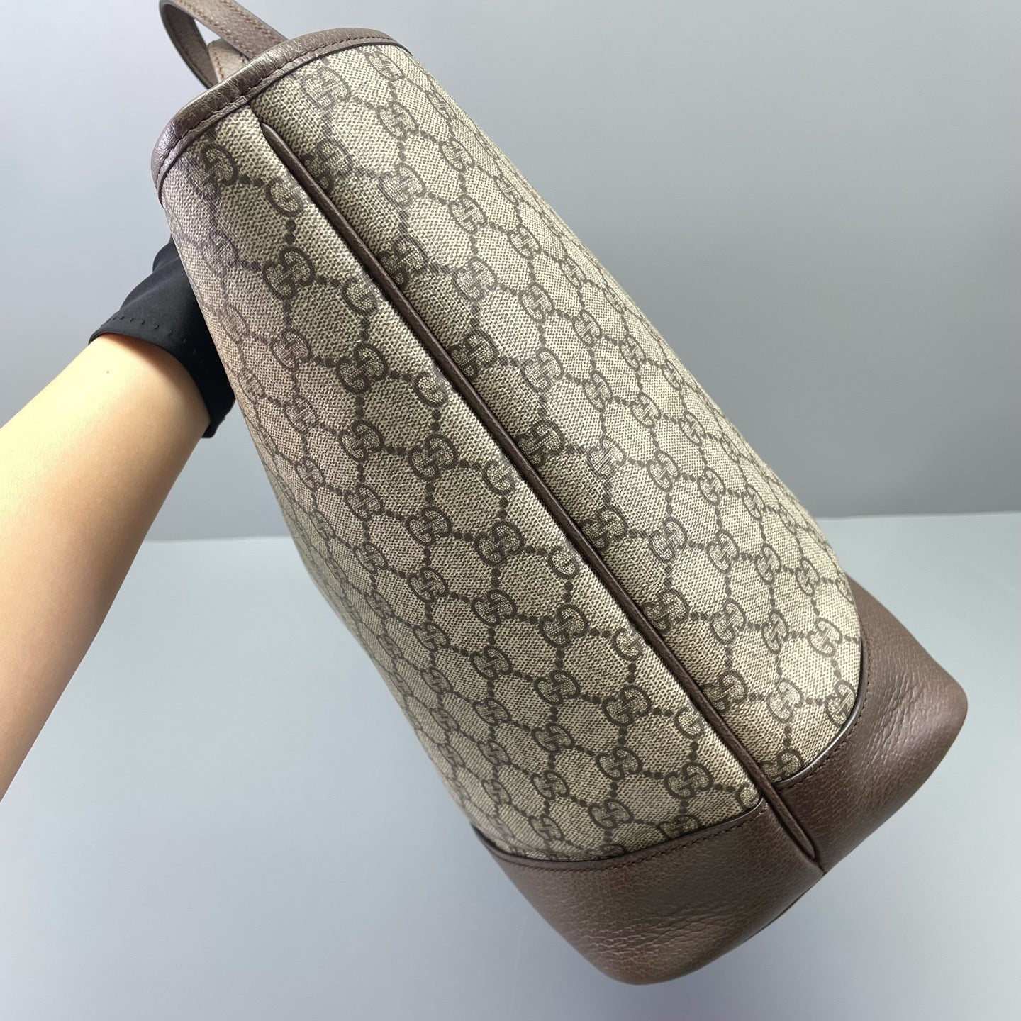 Gucci - GG Supreme Canvas Large Tote Bag - Canvas with Leather trim - Beige and Brown - (large)