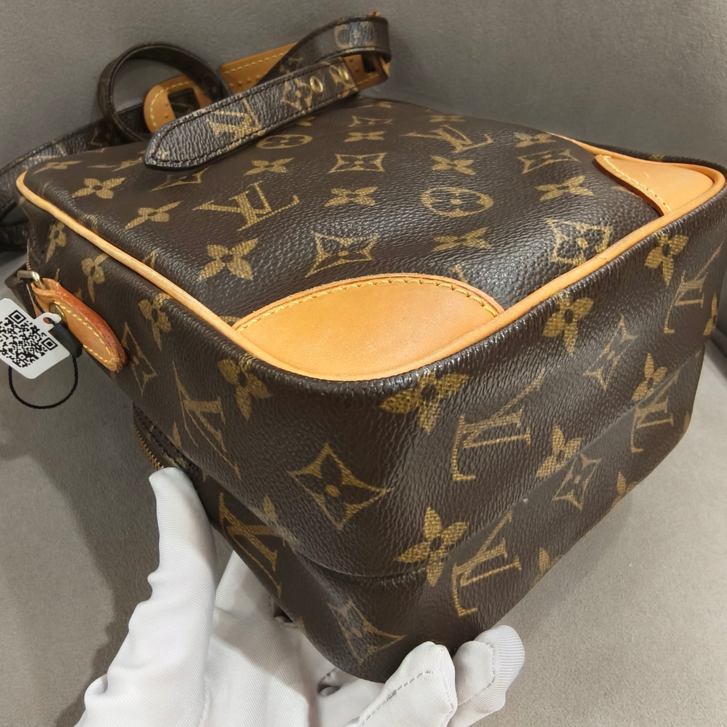 Louis Vuitton - Monogram Double-Layer Camera Bag - Monogram Canvas with Vachetta Leather Trim - Brown - (small)